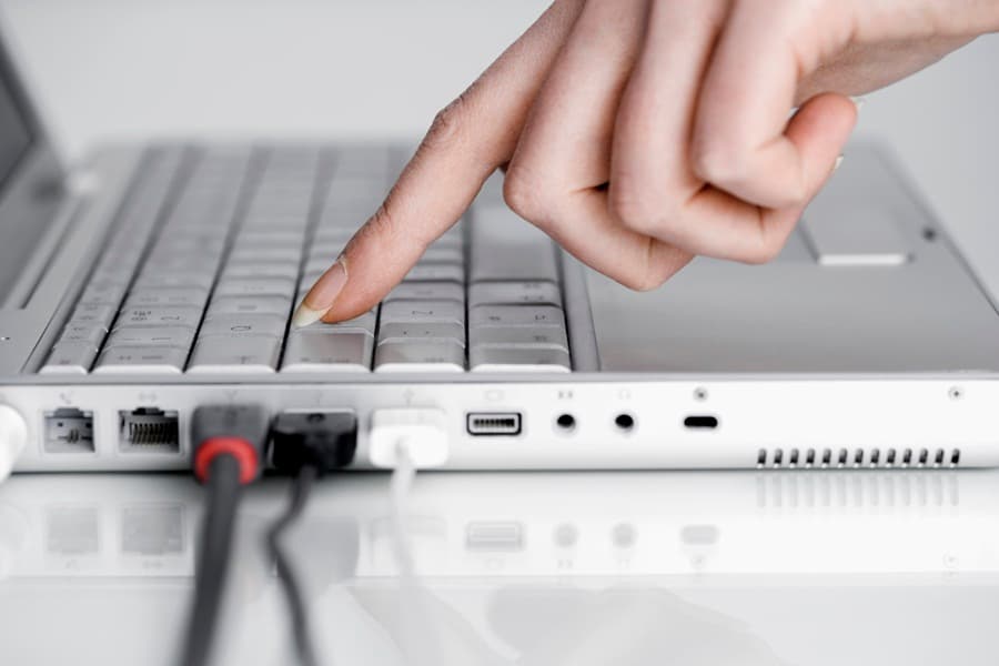 Time to Log Off? Two Teenagers Drug Parents So they Can Go Online
