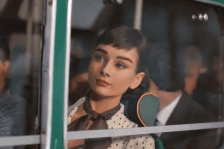 Fourteen Old School Hollywood Actresses Advertising Campaigns