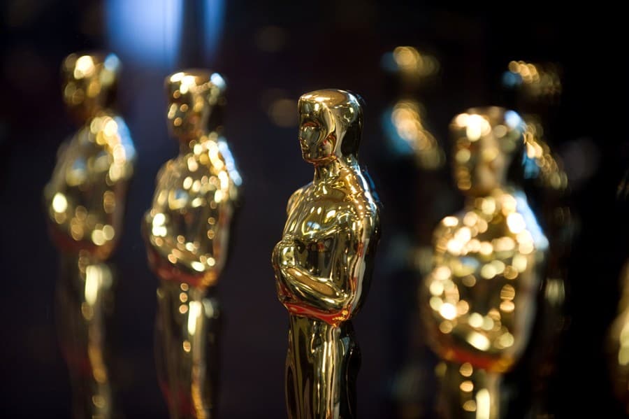 No Gwyneth Paltrow Sobbing Allowed! – The Ten Best Oscar Speeches