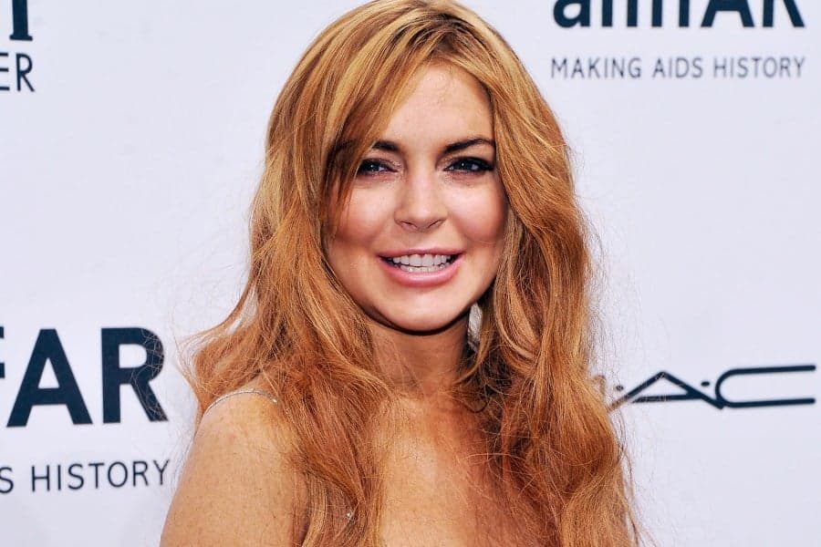 Sheen Sends Lindsay Lohan For “Anger Management”