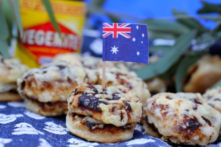 Broke, Hungry And Living Off Charity – Seems Like Many Irish Aren’t Living The Dream Down Under