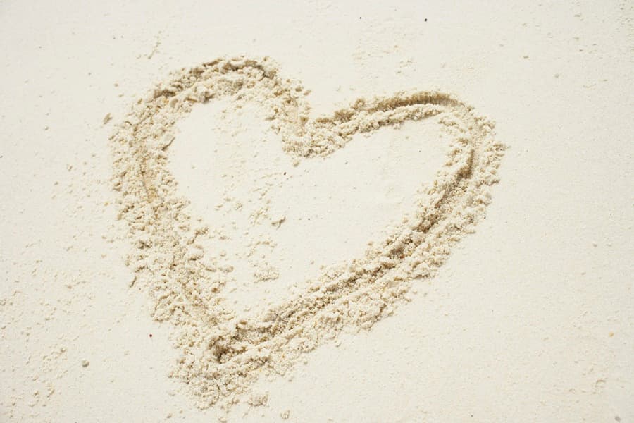 Get Ready to Hear Millions of Hearts Breaking: A-list Actor Is Back in Touch With the Ex
