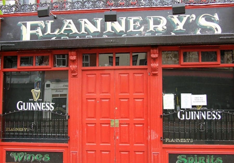 You Were A “D**khead” But She Wants A Repeat… Woman Posts Ad On Craigslist For Man She Met In Flannerys Dublin