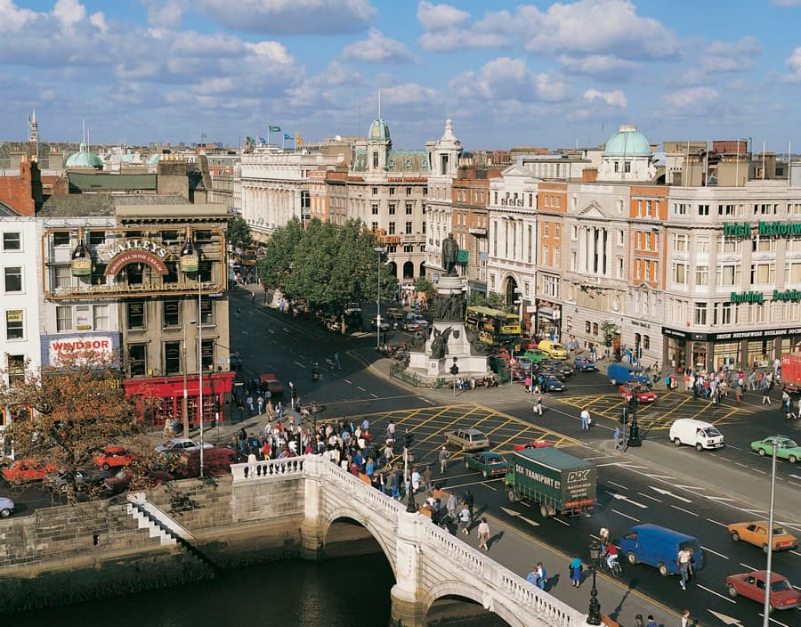 Show Us The Head On Ya… Irish it Up with 7UP Free to Win Gig Tickets!