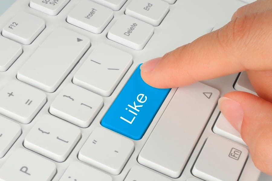 Love, Karma & Self-Expression: 5 Life Lessons That We’ve Learned From Social Networking