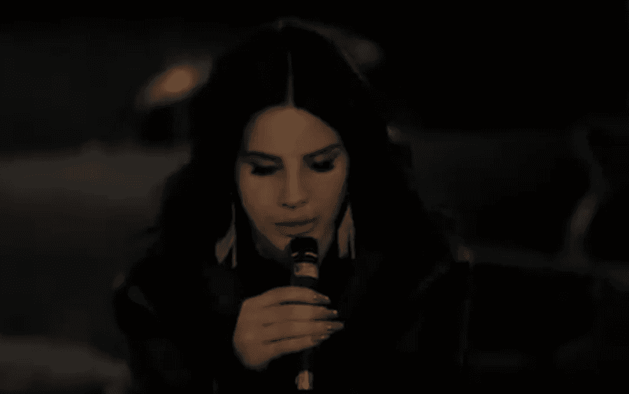 VIDEO: Lana Del Rey Covers Leonard Cohen’s “Chelsea Hotel No 2”