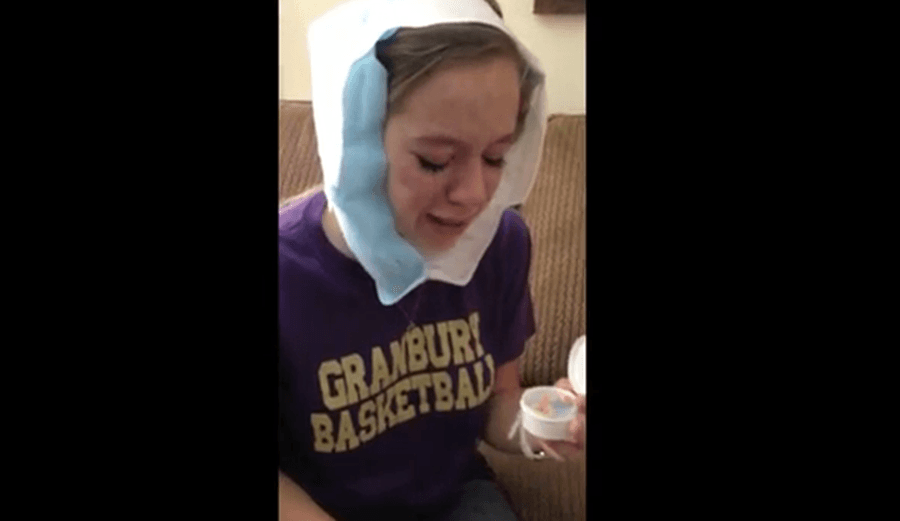 “I Murdered Them! I Just Want Them To Be A Part Of My Body Again!”: Girl’s Breakdown After Wisdom Teeth Surgery