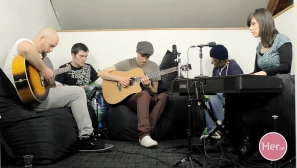 INTERVIEW: Her.ie Meets Red Bull Bedroom Jam Winners Walking On Cars