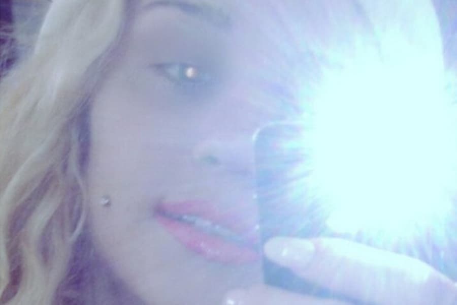 “She’s Hearing Voices & Talking To Herself!” Fears Grow For Troubled Actress