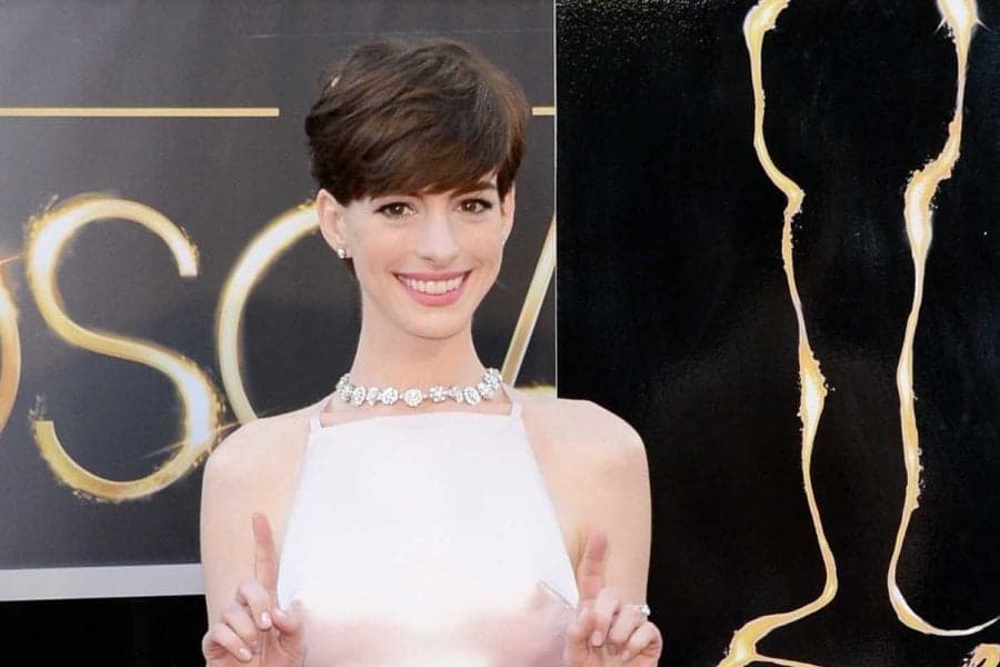 Anne Has One Very Important Fan – Hathaway To Join “Interstellar” Cast
