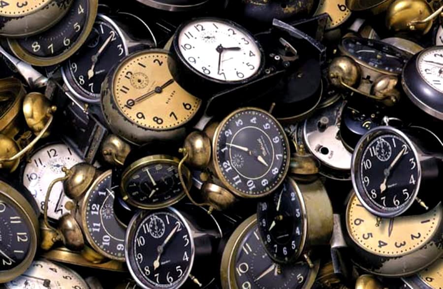 Revealed: What 10PM On A Saturday Night Means For The Average Irish Person