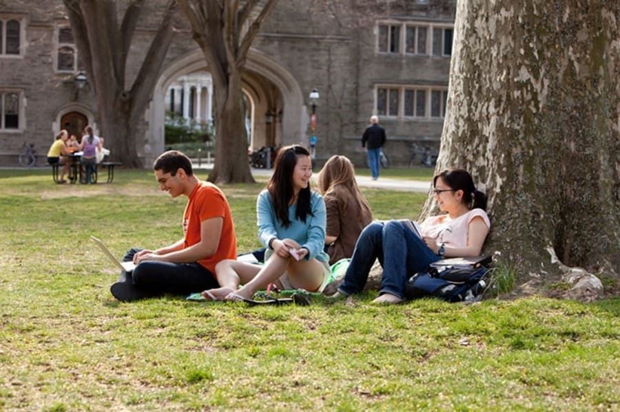 Tiger Mum Shame: American Mum Writes Letter To College Paper Asking Girls To Date Her Son