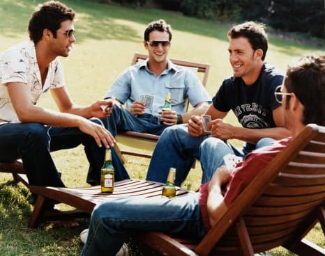 Happy Chaps – Research Reveals that Men are the Happier Sex