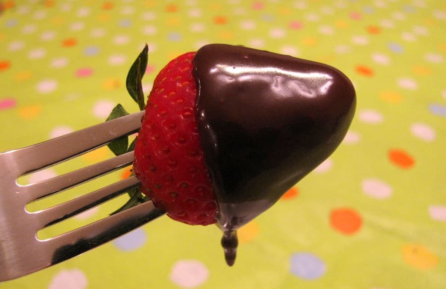 Thought You Couldn’t Do It? Seven Simple Ways To Stop The Sweet Tooth Cravings