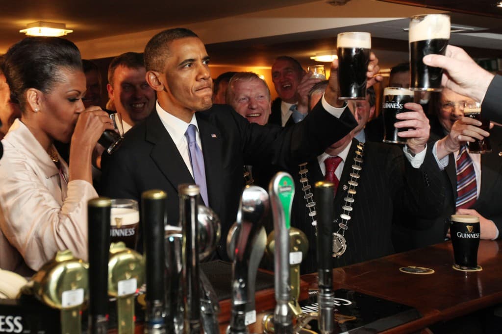 Dear Mr President… Obama To Solve Garth Brooks Fiasco?!