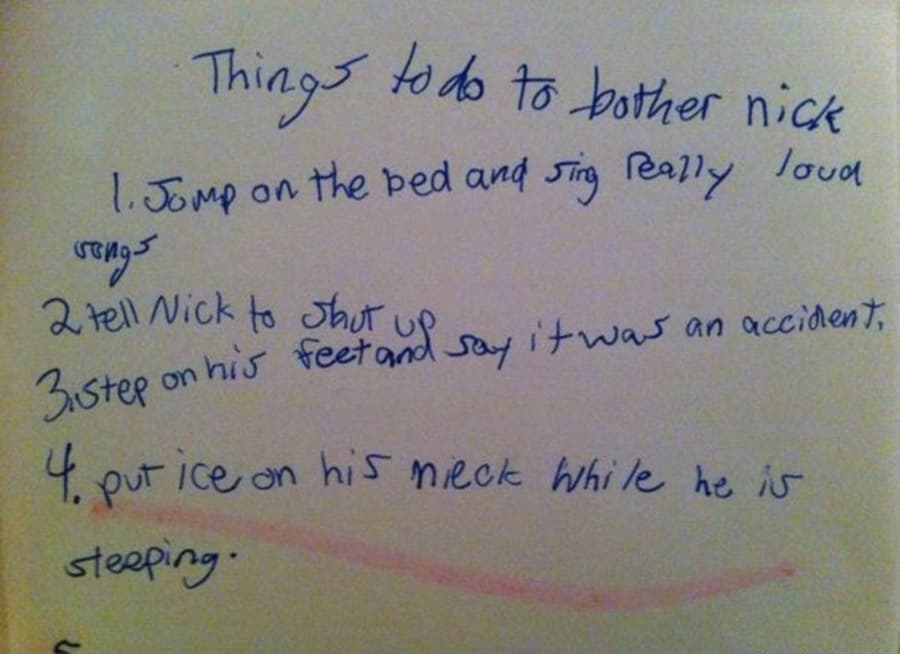 How To Annoy Your Brother: Woman Rediscovers Mean Note She Wrote As A Child & Posts It Online