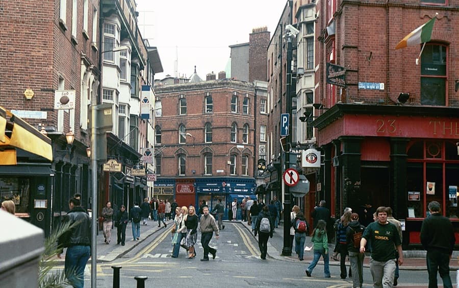 Irish Blogger’s Story Goes Viral After She Describes Disgusting Racial Attack In Dublin