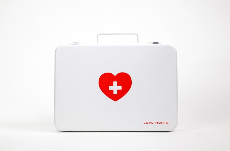 Have A Broken Heart? Don’t Worry… There’s A First-Aid Kit That Can Help You!