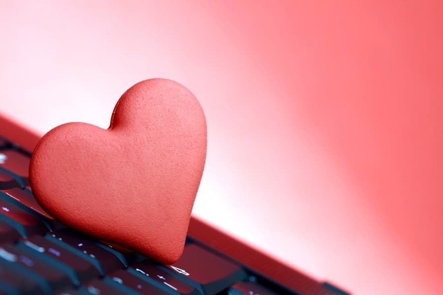 Unfriend, Unfriend! Are You A Deleter, A Keeper Or A Disposer When It Comes To Your Exes?