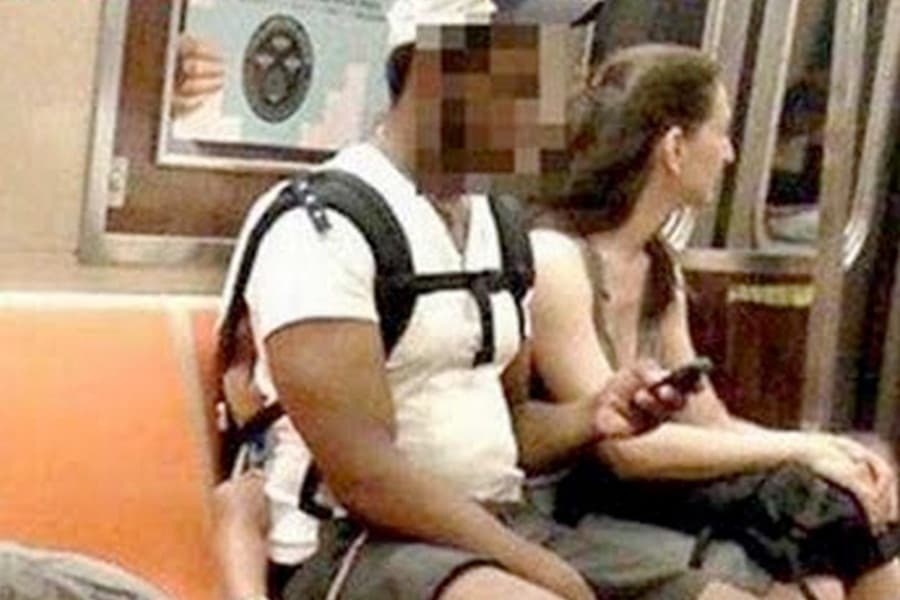 How NOT To Parent: Shocking Image From New York City’s Subway Goes Viral