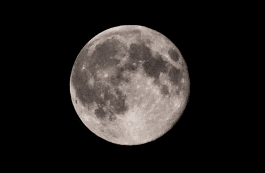 “Supermoon” Creates Some Stunning Sights Around Ireland