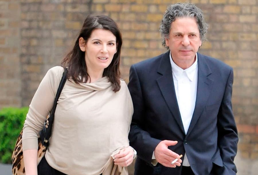 Art Tycoon Saatchi Admits To Throat-Grabbing Attack On Wife Nigella Lawson