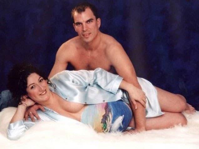 Awkward Pregnancy Photos: Sometimes You Just Need To Put Down That Camera