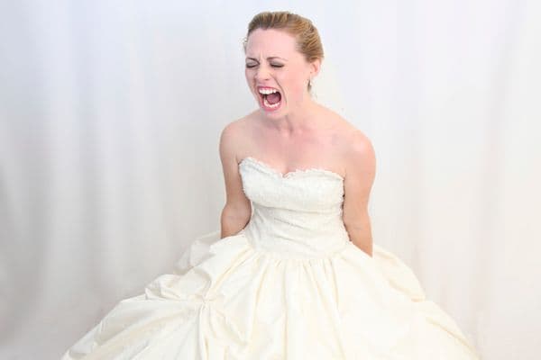 This Takes the Cake! Hilarious Wedding Gift Spat Goes Global