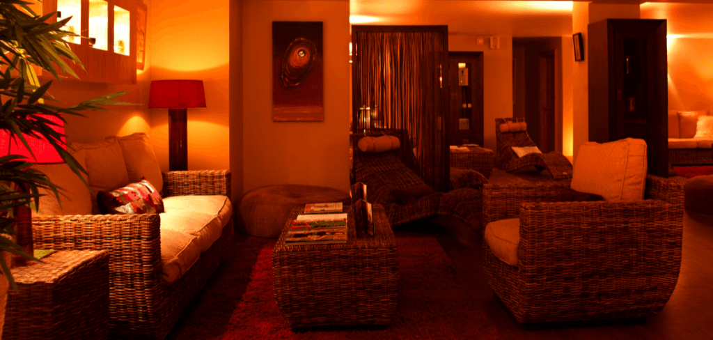Treatment Review: Elemis Pro-Collagen Quartz Lift Facial at Spirit One Spa, Radisson Blu Galway