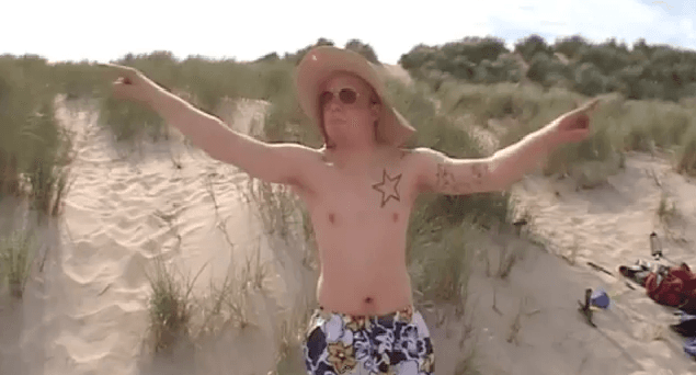 VIDEO – When In Ireland, What To Bring To The Beach