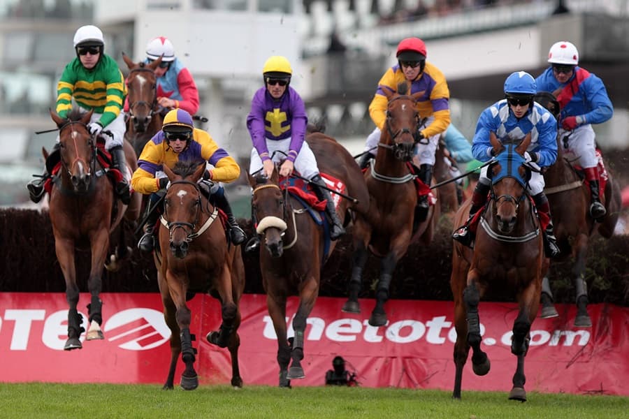 WIN! Tickets to Galway Plate Day At Galway Races [COMPETITION CLOSED]