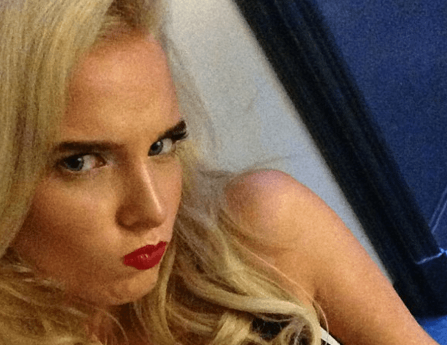 Half-Naked Helen Flanagan Posts Bedtime Snap