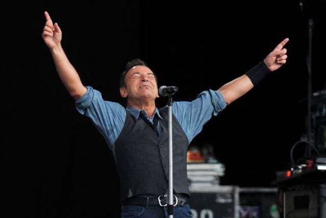 Video: The Boss Made One Lucky Lad’s Birthday Very Special Last Night in Thomond Park