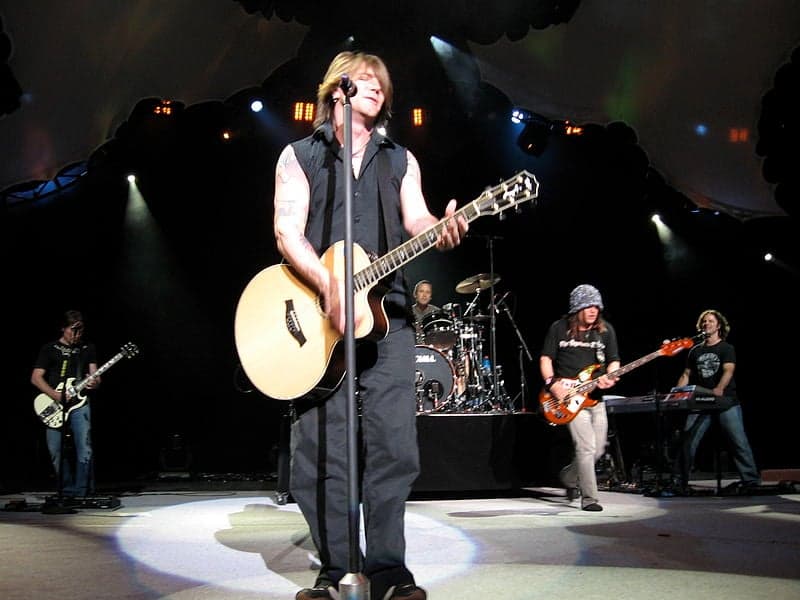 Just Married: American Rock Singer Marries Long-Term Girlfriend