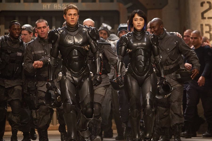 REVIEW: Pacific Rim, A Little More Than Just Monsters Vs Robots