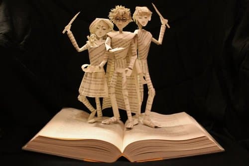 GALLERY: A Collection of Beautiful Books Transformed into Gorgeous Works of Art