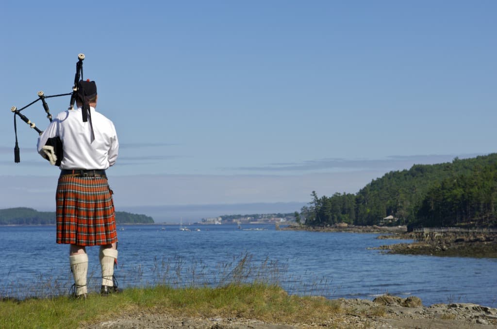 Brace Yourself, Bagpipes are Coming: Man Plays Game of Thrones Theme With Flaming Bagpipes While Riding a Unicycle