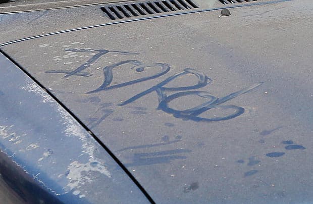 Kirsten Stewart Just Can’t Catch A Break (Or Wash Her Car)