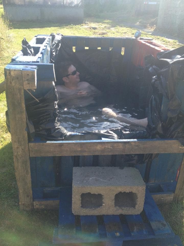 PICTURE: Is This the Best Make-Shift Irish Swimming Pool You’ve Ever Seen?