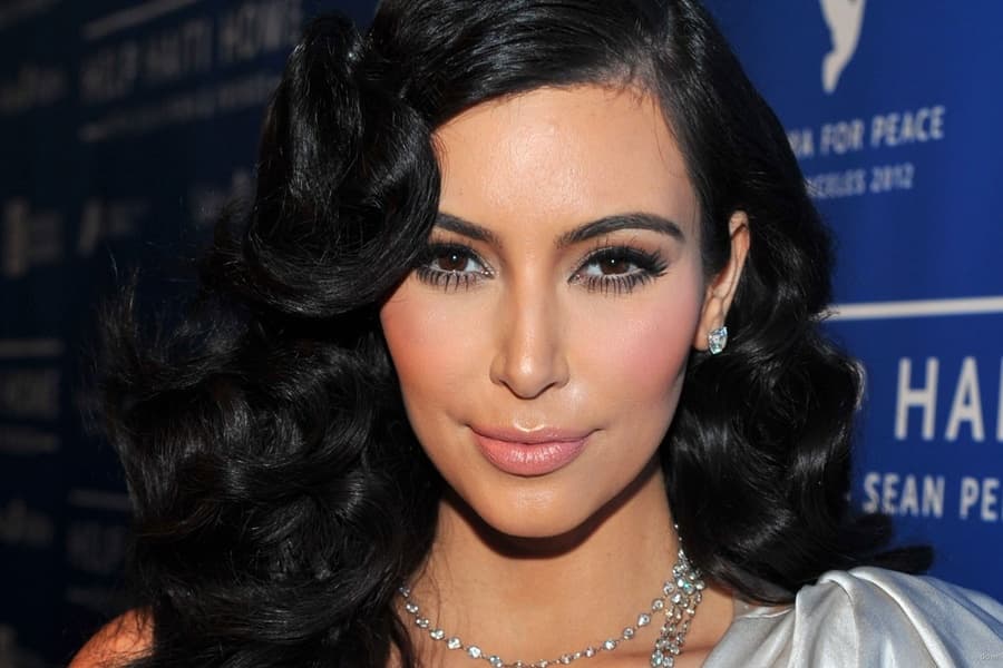 PICTURE – Kim Kardashian Finally Opens Up About Motherhood On Her Blog
