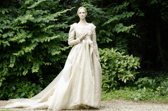 IN PICTURES: 22 Incredible Images from Paris Haute-Couture Fashion Week