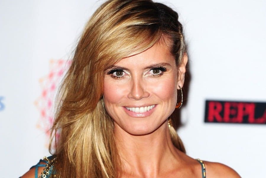PICTURE – Heidi Klum Posts Topless Snap To Instagram