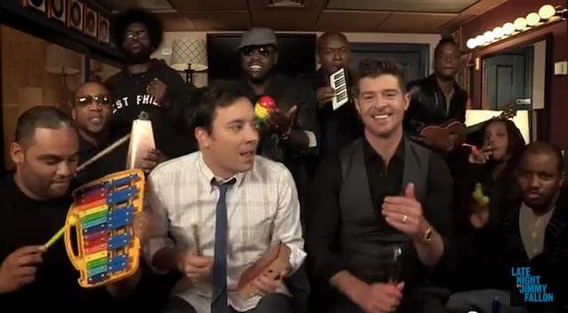 VIDEO – Jimmy Fallon, Robin Thicke And The Roots Perform Blurred Lines With Toy Instruments