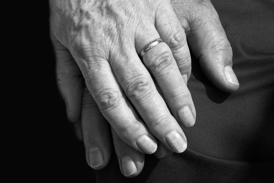 Couple Married 65 Years Pass Away Within Hours Of Each Other