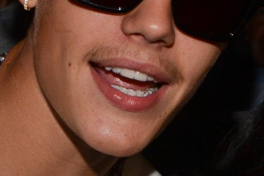 PICTURE: Justin Bieber Grows “Moustache”
