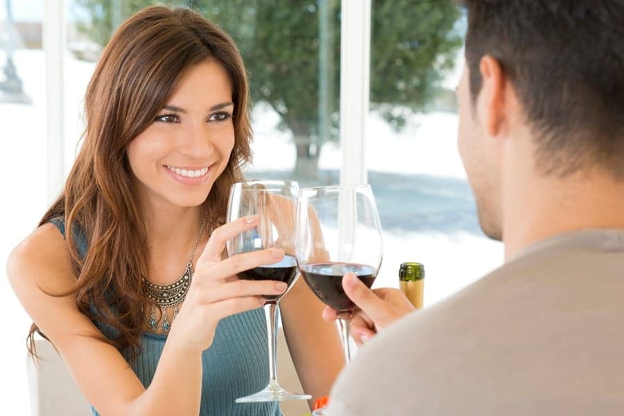 14 Things You Should Never Do On A First Date