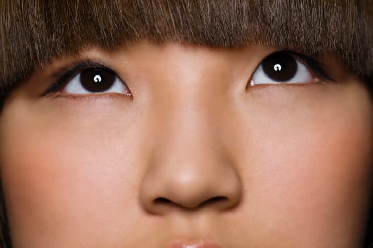 Photo: How “Nosy” – This Device Claims to Change the Shape of Your Nose with Vibration