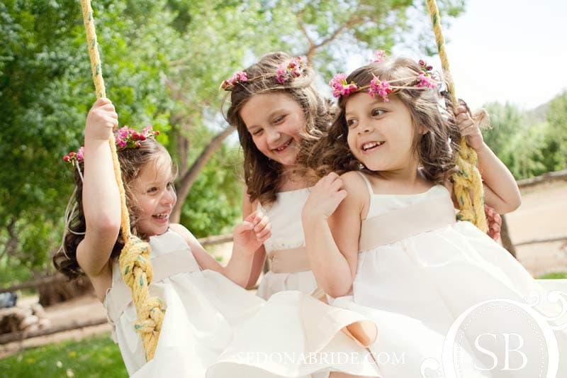 VIDEO – Little Girl Steals Bride’s Limelight On The Dance Floor