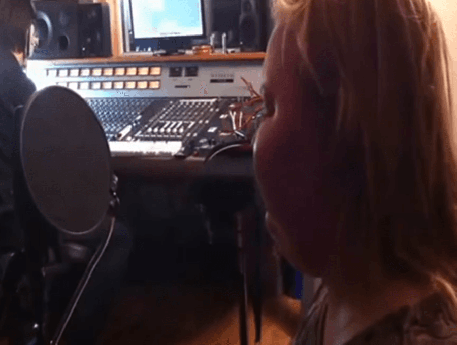 VIDEO: Limerick Girl Releases Single To Raise Money For Charity