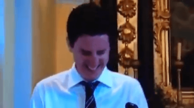 VIDEO: Irish Lad Gets A Fit Of The Giggles During Mass